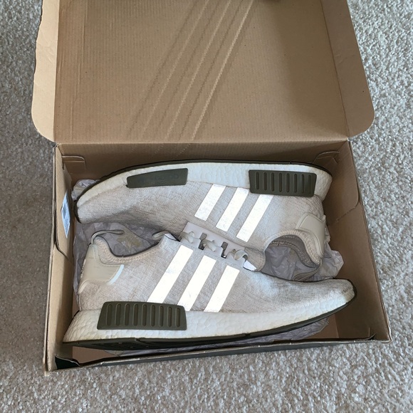 Adidas nmd R1 - Picture 5 of 8